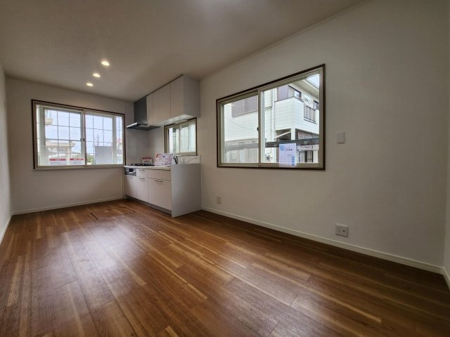 【居間・リビング】 | アトムセレクト千葉市花見川区朝日ヶ丘３丁目中古戸建て