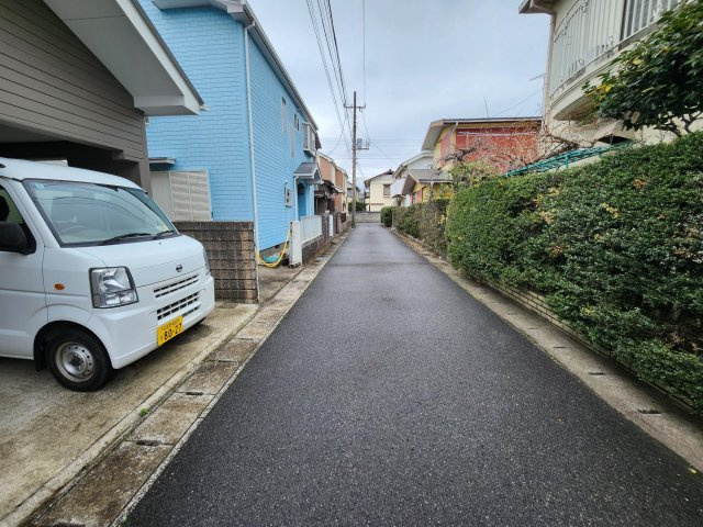 【前面道路含む現地写真】 | アトムセレクト千葉市花見川区朝日ヶ丘３丁目中古戸建て