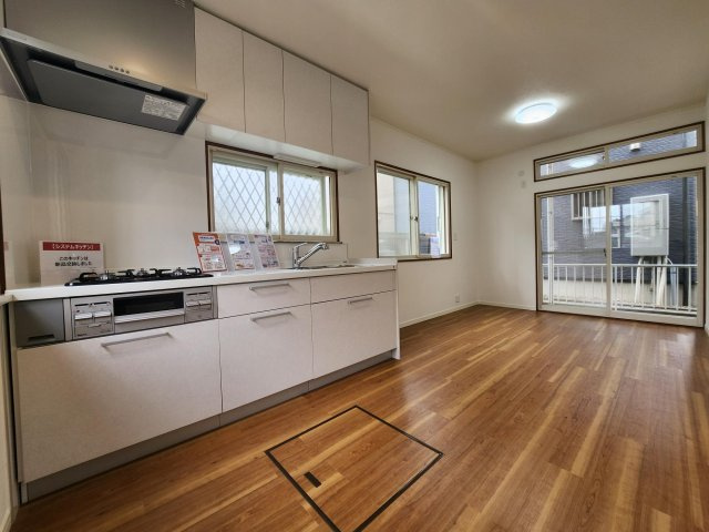 【居間・リビング】 | アトムセレクト千葉市花見川区朝日ヶ丘３丁目中古戸建て