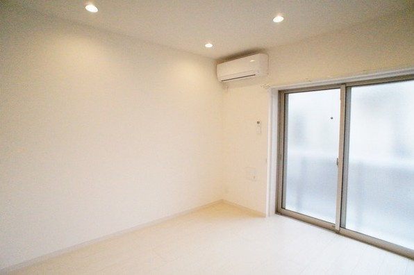 リブリ・泉の居間・リビング