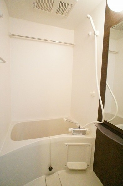 リブリ・泉の浴室