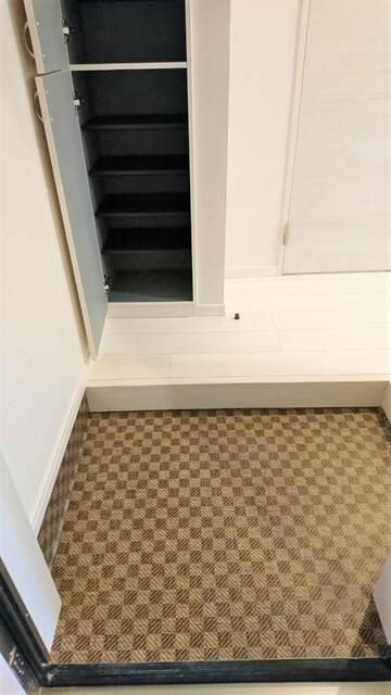 シアッツ目黒の玄関