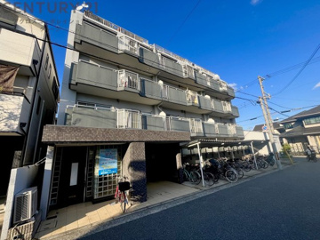 エレベーター付きで重い荷物も楽々♪