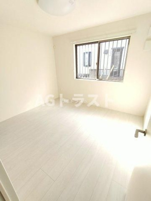 【洋室】 | ルナーヴィラージュ