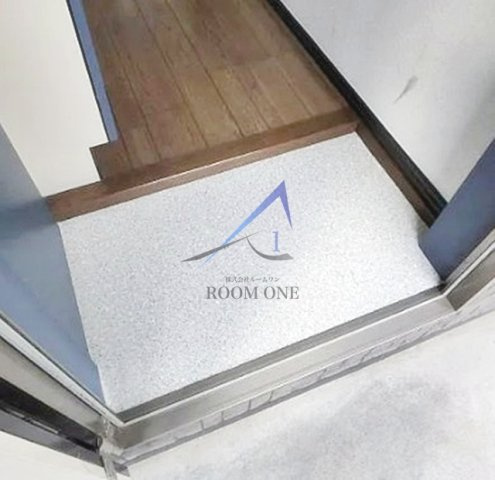 ＤＡＮＳＥＵＲ（ダンシ－ル）三佐香の玄関|玄関です。