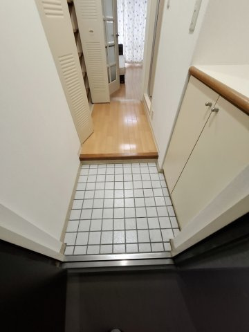 ルモンド西宮の玄関