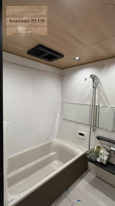 キングマンション大阪ベイの浴室