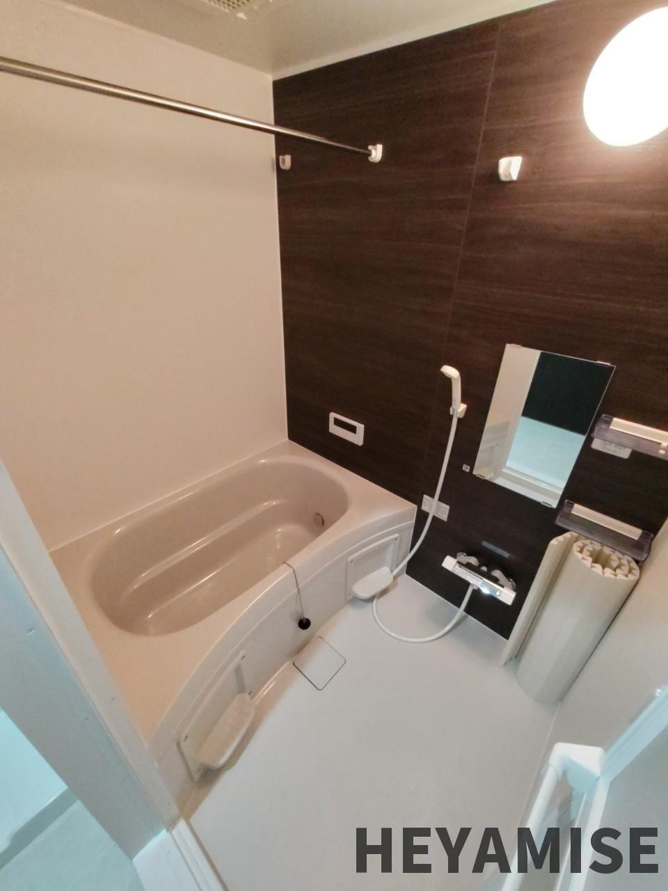 コ・クーン八幡の浴室