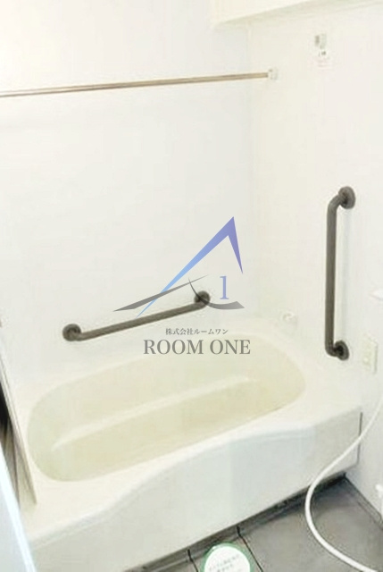 ＦＩＥＬＤ・Ｂ・１ｓｔの浴室|お風呂です。