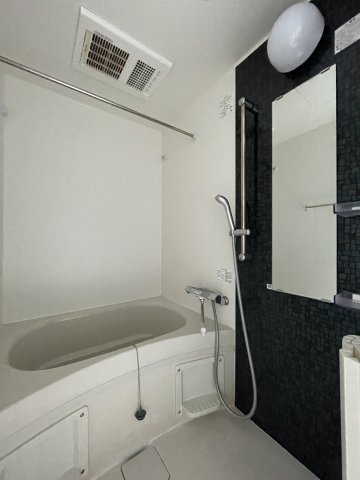 あんしん+熊野町08-1070の浴室