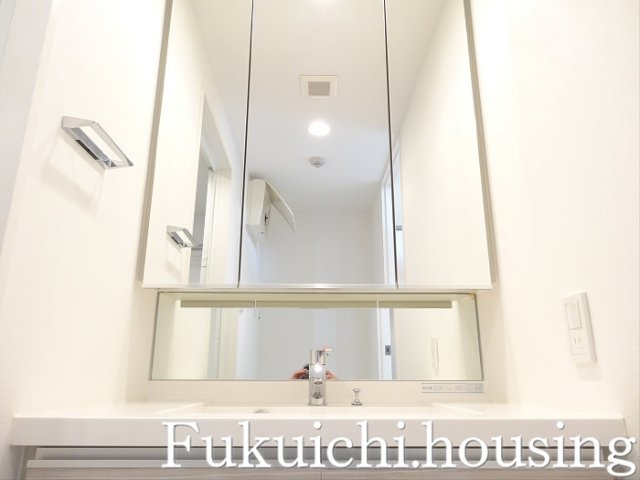 メインステージ千歳船橋の洗面所