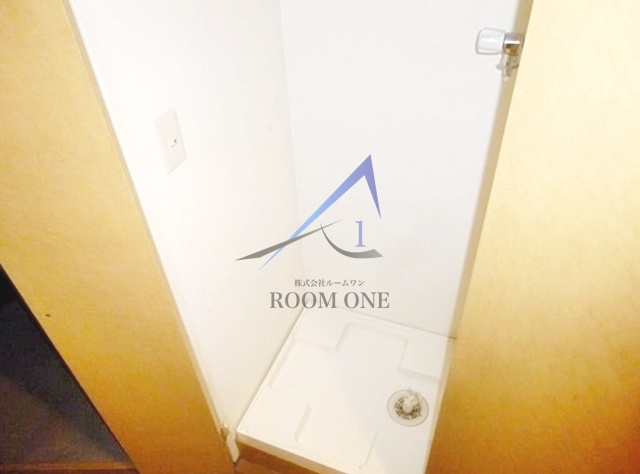 Ｔｗｉｎ　ｃｏｒｅ　ＷＥＳＴの設備|洗濯機置き場です。