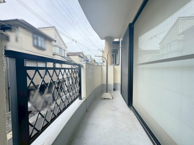 ２０２６年２月リフォーム完了◆駐車２台可能◆全居室２面採光◆伏見区羽束師菱川町のバルコニー|２階バルコニー