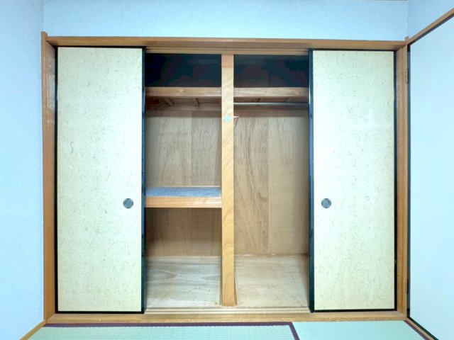 ２０２６年２月リフォーム完了◆駐車２台可能◆全居室２面採光◆伏見区羽束師菱川町の和室|和室収納