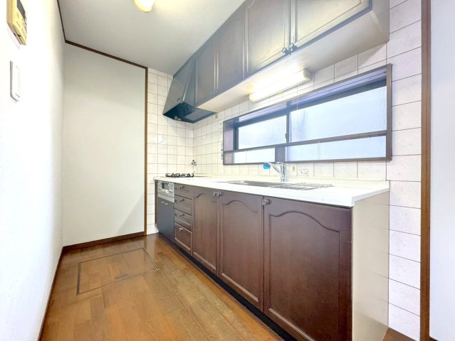 ２０２６年２月リフォーム完了◆駐車２台可能◆全居室２面採光◆伏見区羽束師菱川町のキッチン|キッチン