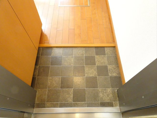 【玄関】 | FAMILLE　INOUE