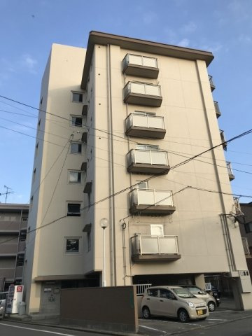 アリエス室見 179のエントランス