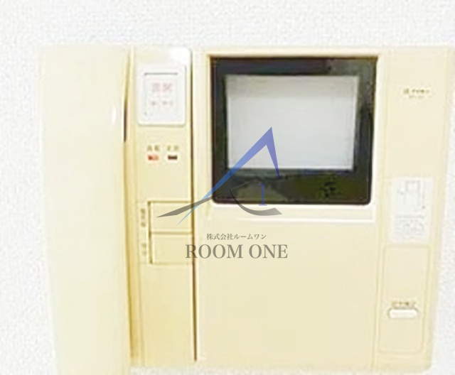 フェニックス目黒のセキュリティ|モニター付インターホンです。
