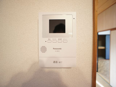 【セキュリティ】 | 鹿沼市幸町貸家 | 訪問者の確認ができるTVドアホン付きです♪