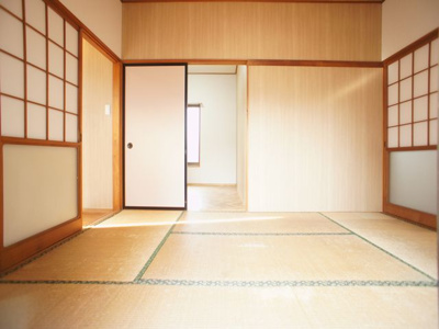 【居間・リビング】 | 鹿沼市幸町貸家 | ゆったりできるリビングです♪