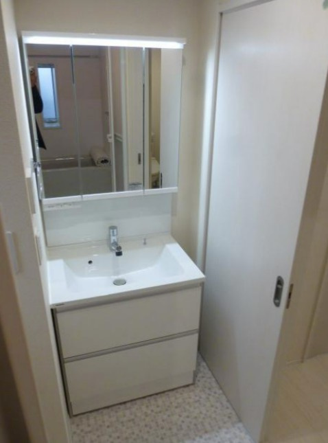 ラシーネ荻窪の洗面所