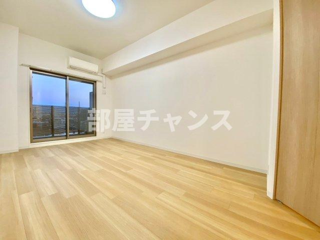 パルティール高畑の居間・リビング