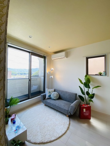 ヴァンヴェール八木の展望|※写真は同物件別部屋の写真です。実際の色味と相違がある場合は現況優先となります。