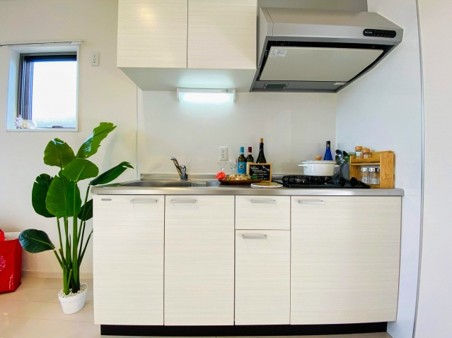 ヴァンヴェール八木のキッチン|※写真は同物件別部屋の写真です。実際の色味と相違がある場合は現況優先となります。