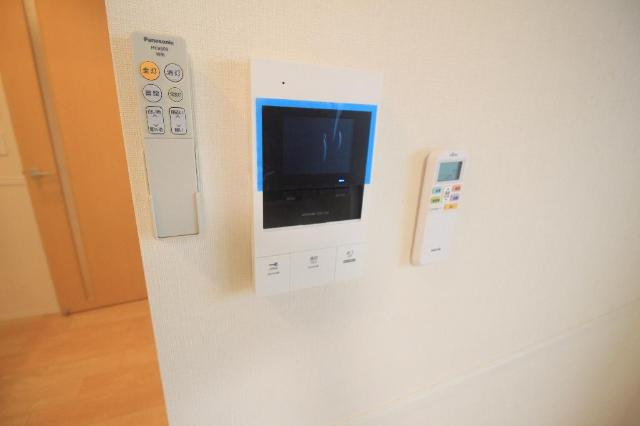 メゾン・ボヌール　大泉学園の内装|カメラ付インターホン