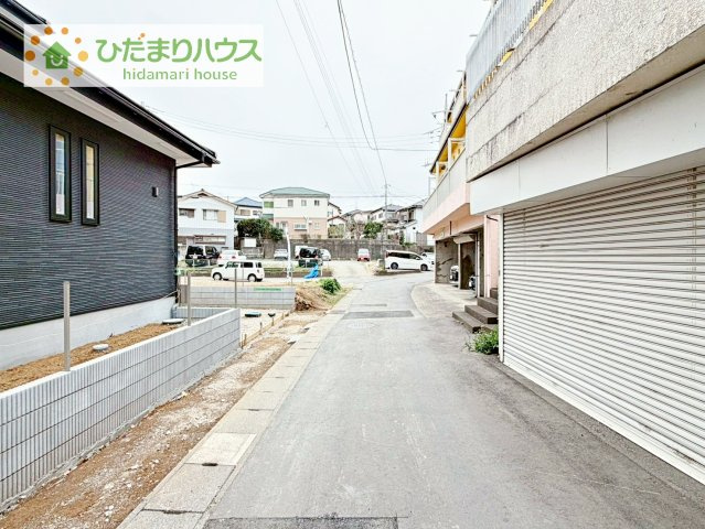 【前面道路含む現地写真】 | 取手市井野台3丁目　新築戸建 | たっぷりの陽光と心地よい風が舞い込む住まい♪