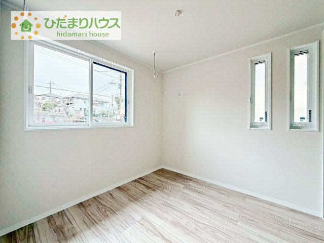 【洋室】 | 取手市井野台3丁目　新築戸建 | 木の温もりがやさしいフローリング♪