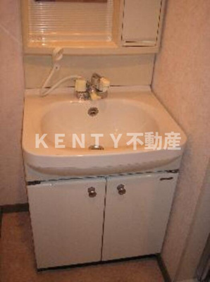 【洗面所】 | プロスペリテ新蒲田 | 忙しい朝には欠かせない洗面所です
