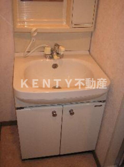 【洗面所】 | プロスペリテ新蒲田 | 忙しい朝には欠かせない洗面所です