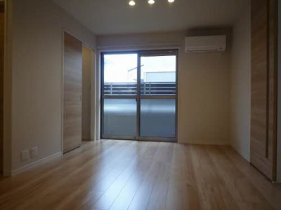 【洋室】 | シャーメゾン来住