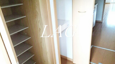 【玄関】 | メゾン・ジュネス | 玄関です。