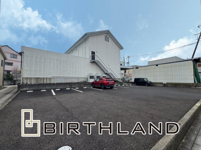 想定年間賃料　720万　想定利回り　10.5％　鉄骨鉄筋コンクリート造