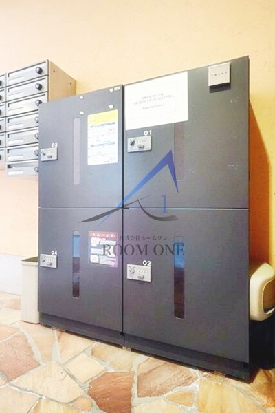 リスレーヌ蔵前のその他共用部分|宅配ボックスです。