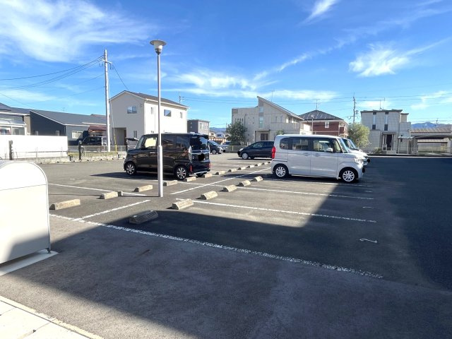 リバティゾーンの駐車場