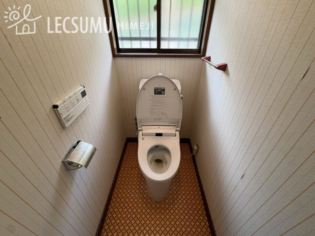 姫路市藤ケ台/中古戸建のトイレ