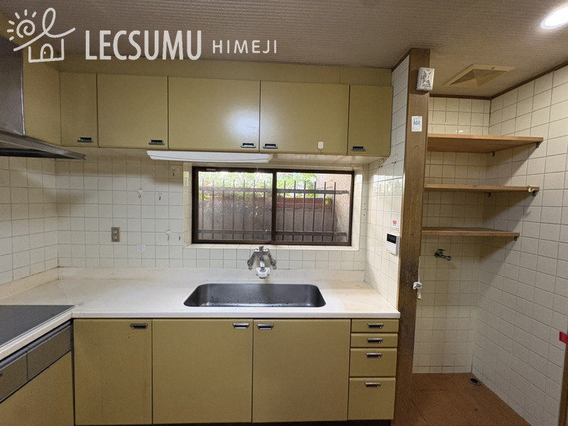 姫路市藤ケ台/中古戸建のキッチン