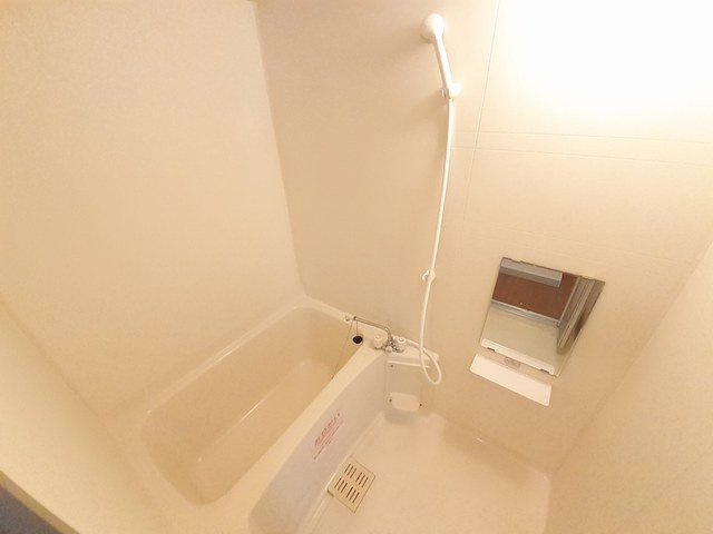 遠賀郡岡垣町東山田１丁目のアパートの浴室|お風呂です