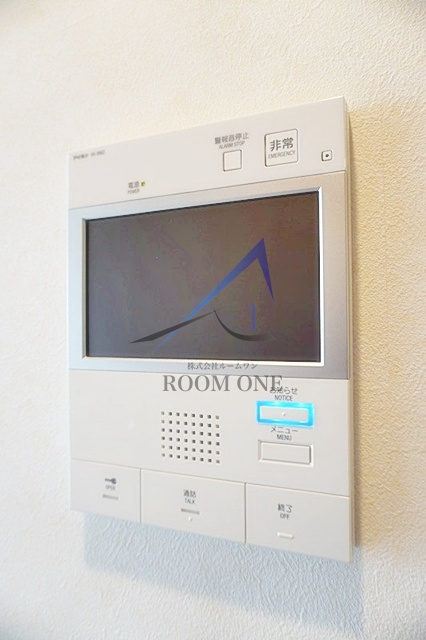 ルーブル池袋弐番館のセキュリティ|モニター付きインターホンです。
