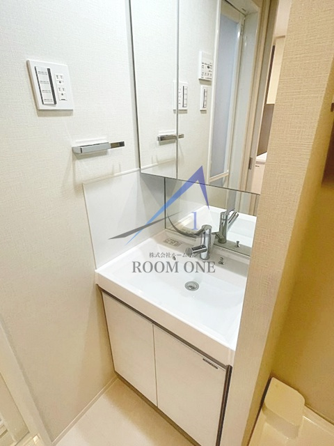 メイクス氷川台アジールコートの洗面所|洗面台です。