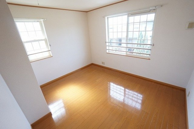 グリーンヒルズ旭Ａの内装|きれいな内装です