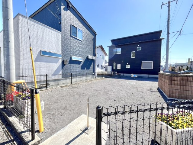 【中古戸建】足利市助戸3丁目のその他|■公園｜物件のすぐ近くには小さな公園がございます。お子様とお砂遊びをしてもすぐにオウチに帰ってお着換えできます♪