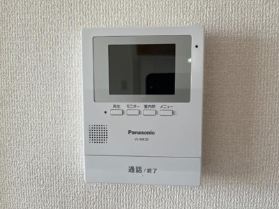 【内装】 | クレシア南黒田 | カメラ付インターホン