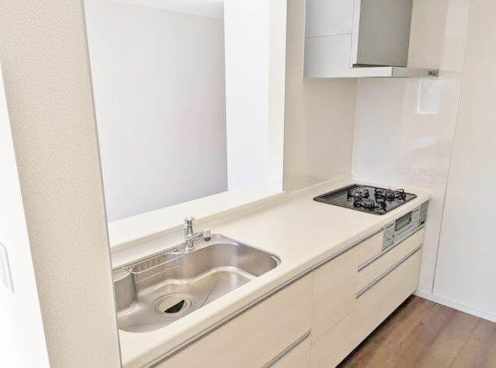 【中古住宅】碧南市浅間町のキッチン