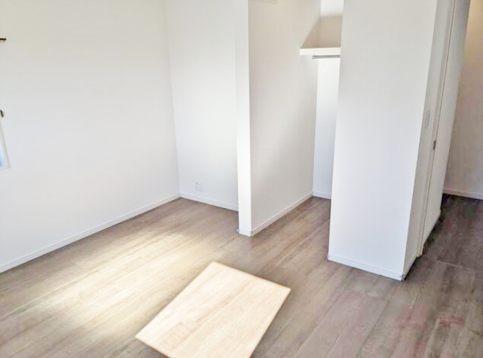 【中古住宅】碧南市浅間町の洋室