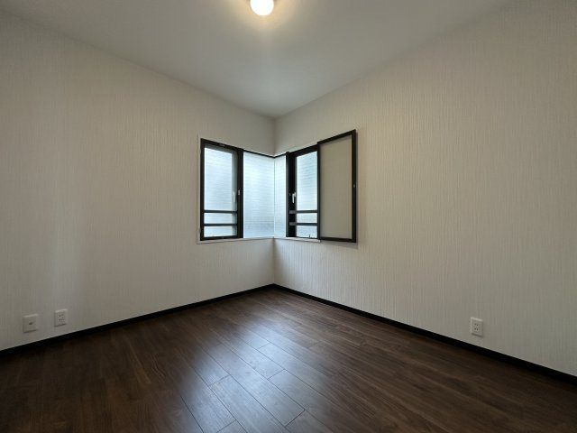 霞ケ丘ガーデンズの洋室