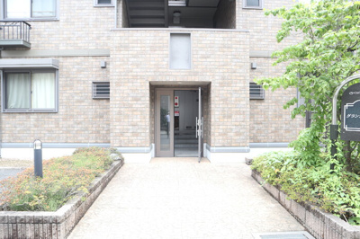 【エントランス】 | グランシャリオ